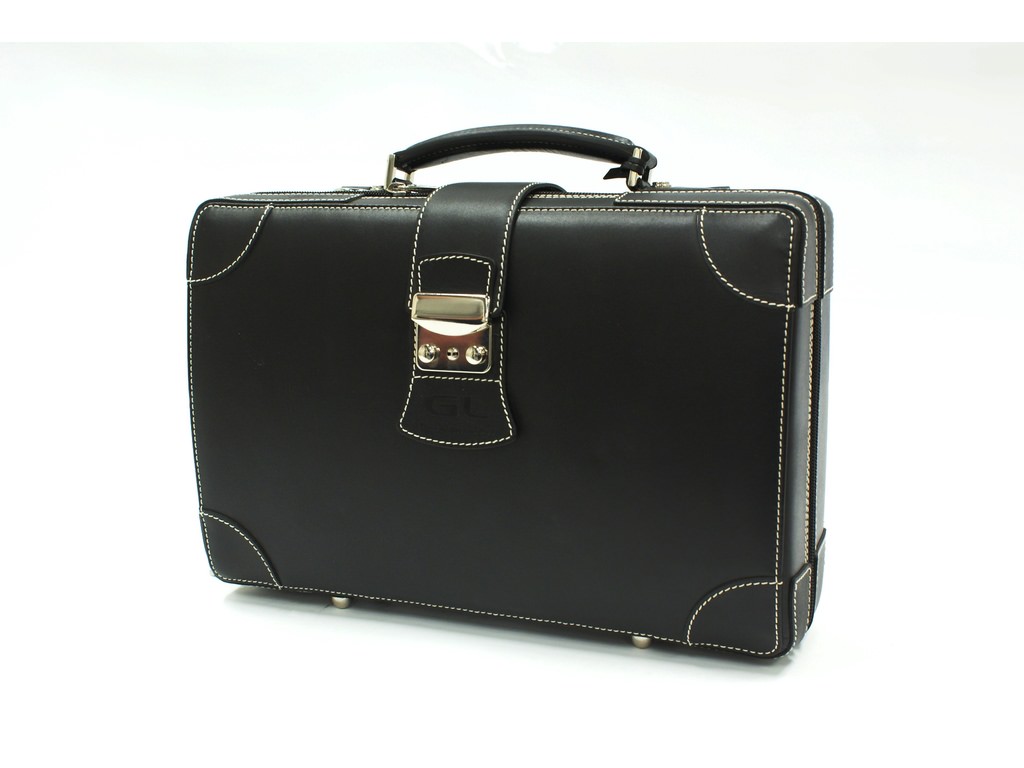 Buy GLcases Oboe Q2? Order online for the best price! Adams