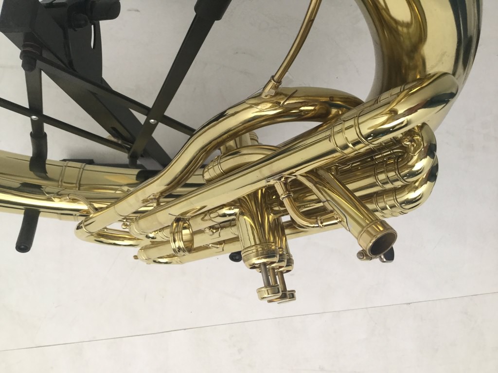 Gebrauchte Sousaphone Reynolds metaal, Lackiert kaufen? Bestellen Sie