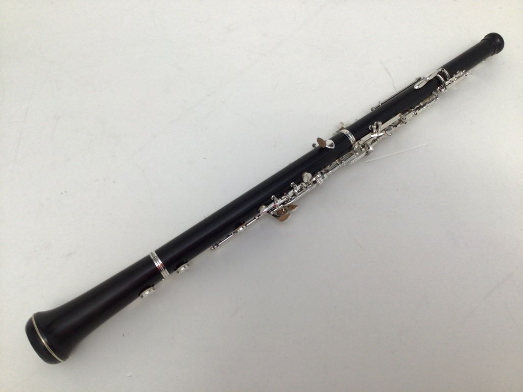 Buy Pre owned Oboe Cabart semi automatic? Order online for the best price!