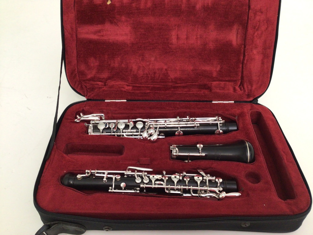 Buy Pre owned Oboe Cabart semi automatic? Order online for the best price!