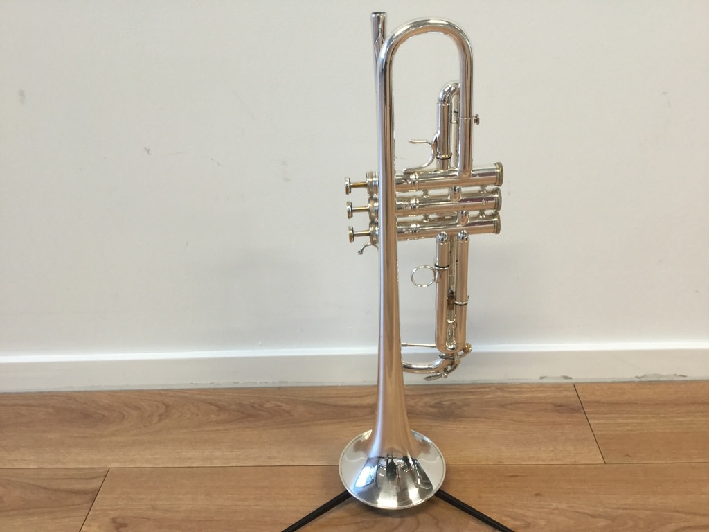 Buy Pre owned Bb Trumpet Calicchio Calicchio? Order online for the best